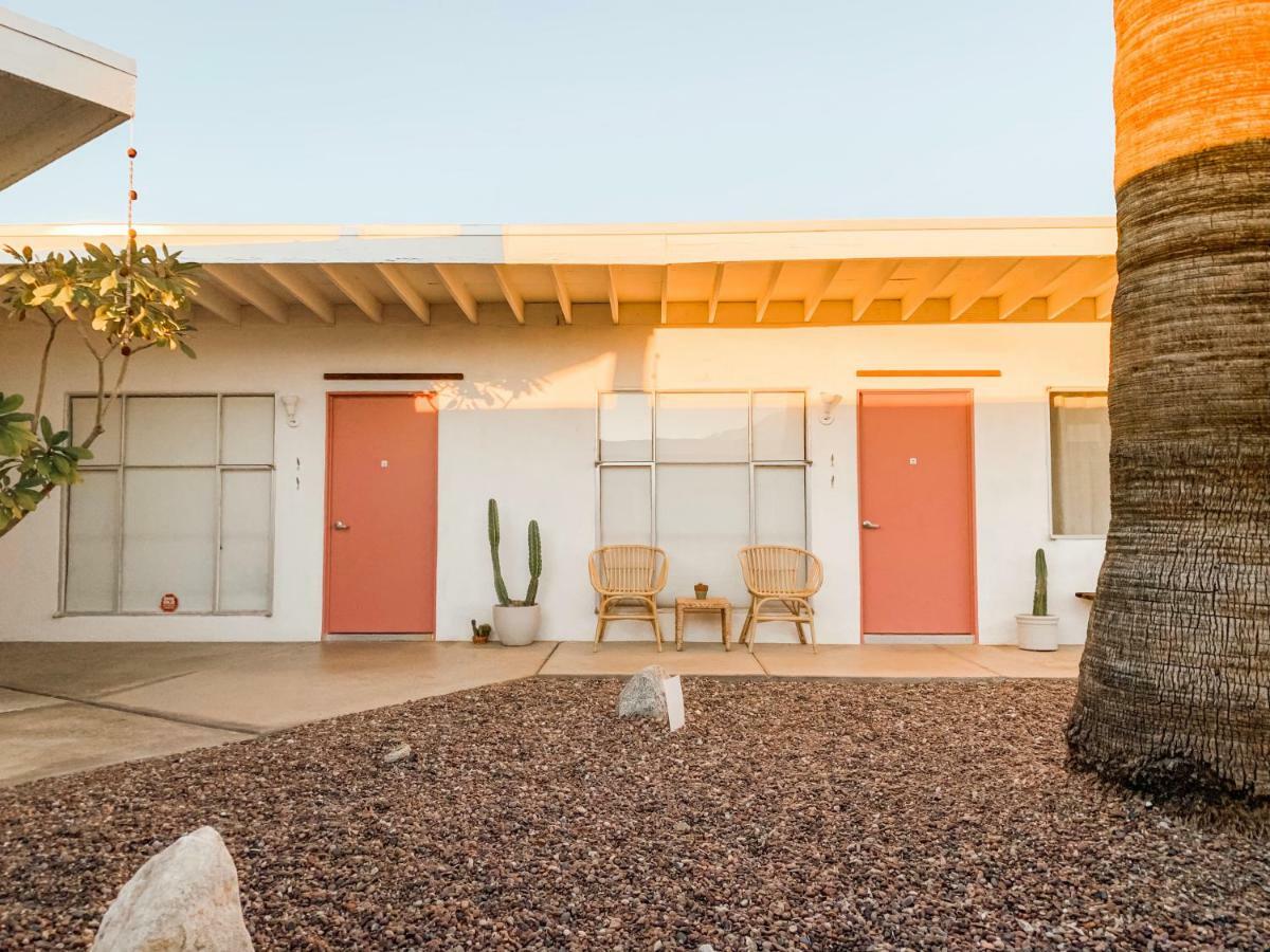Miracle Manor Boutique Hotel & Spa Desert Hot Springs Exterior foto